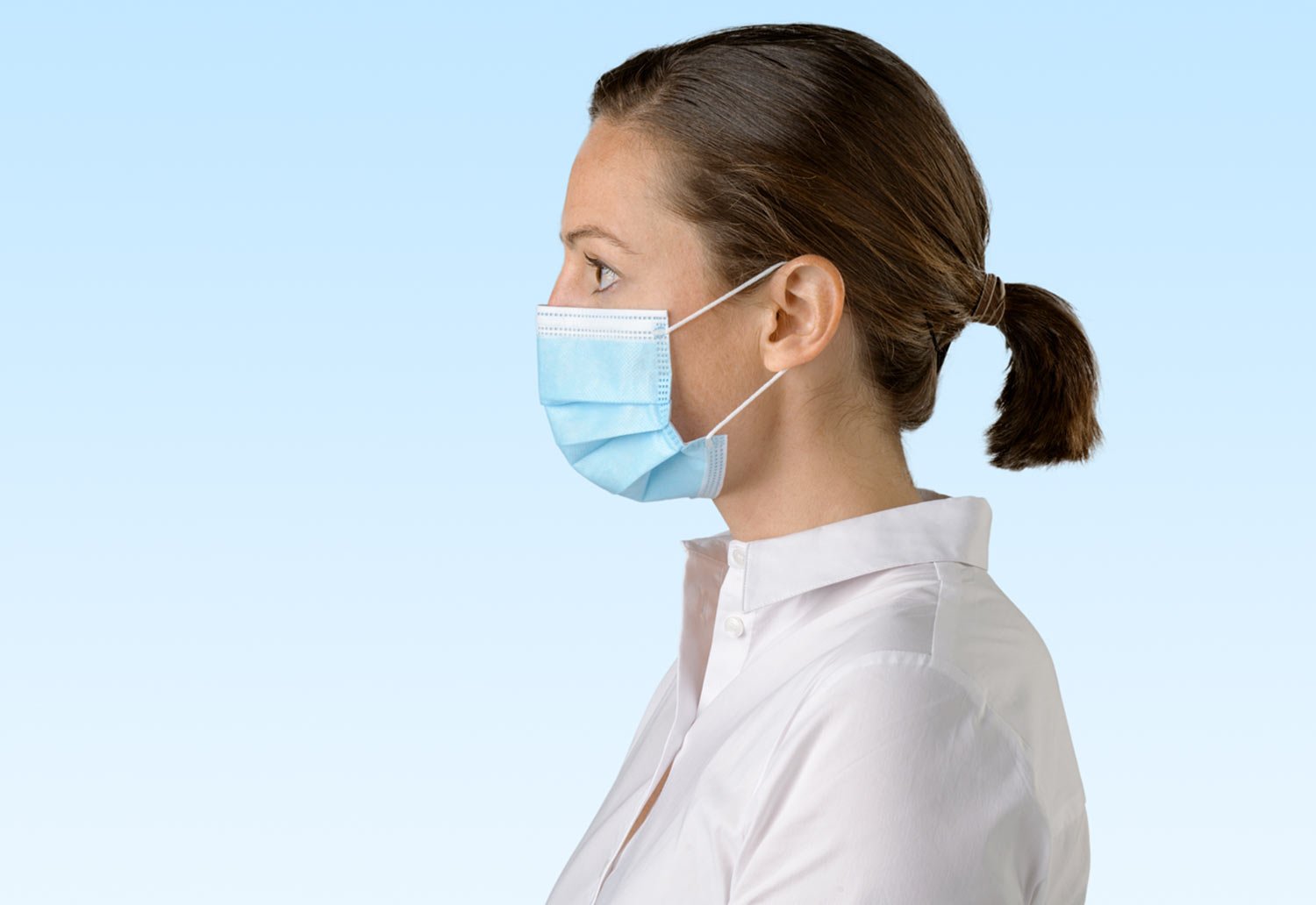 Image of a person wearing a Detmold Medical Mask